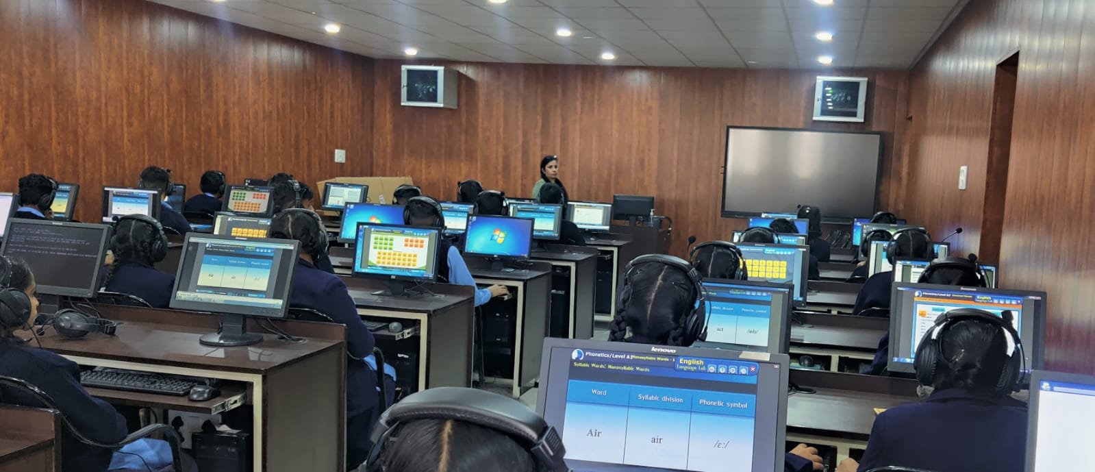 English Language Lab
